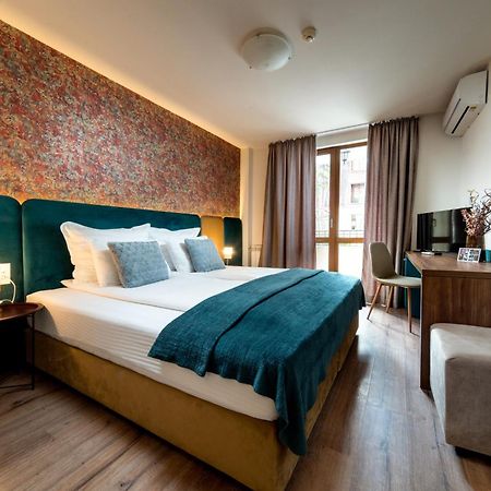 Park Hotel Kaylaka Pleven Ngoại thất bức ảnh